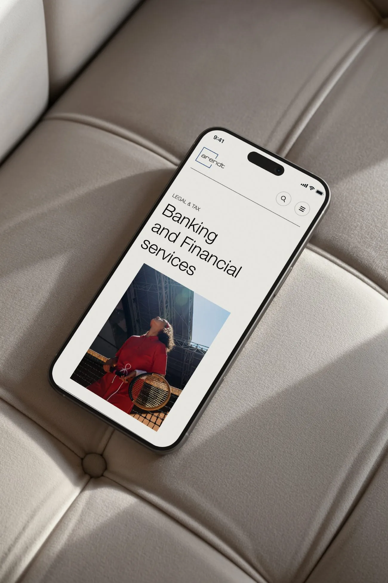 Page Banking and Financial services sur smartphone