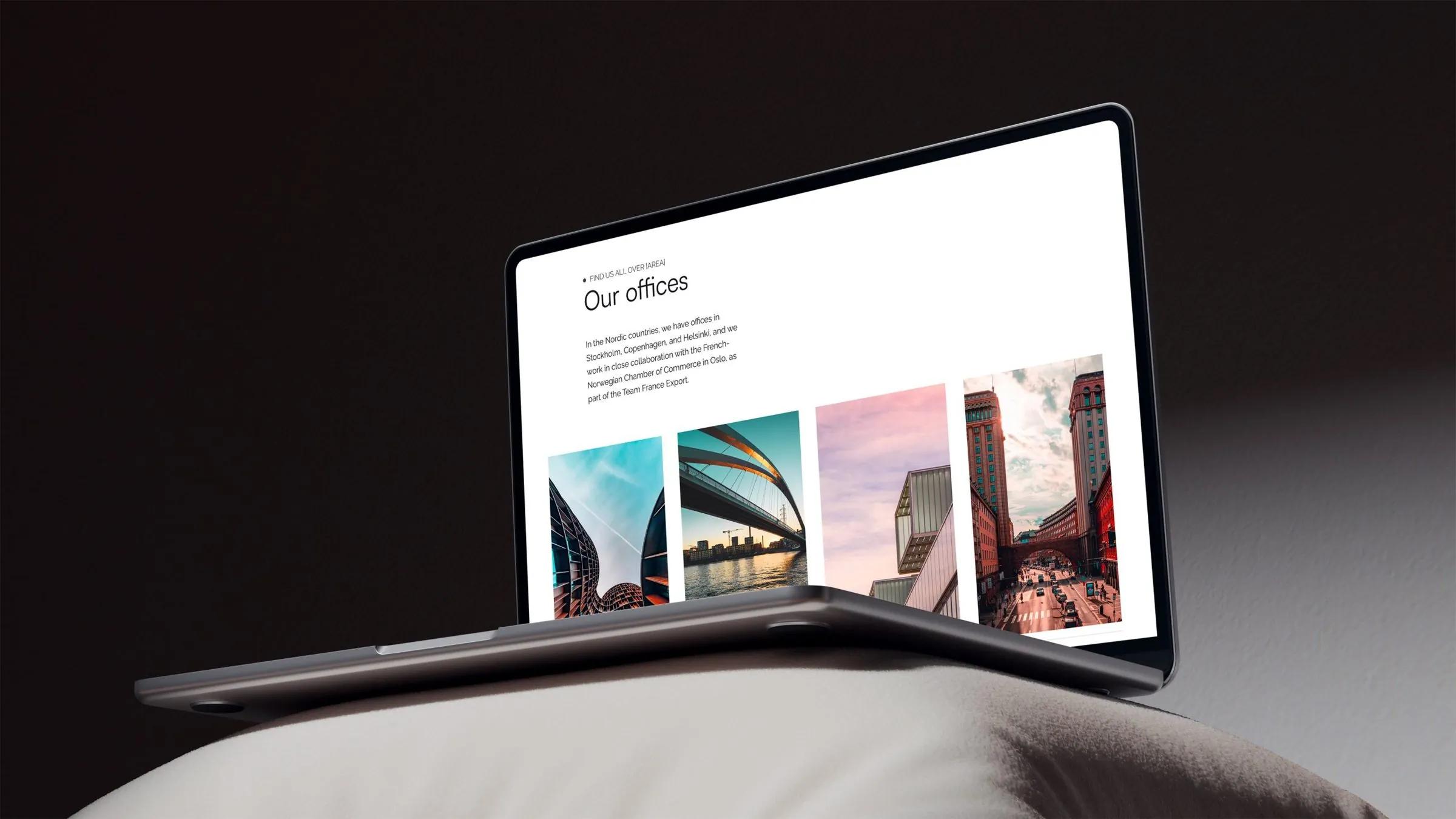 Page Our offices sur ordinateur portable